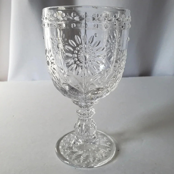 Kirkland Clear Glass Sunflower Wine/water Goblets Set Of 4 6.5inc 10oz - Picture 2 of 10